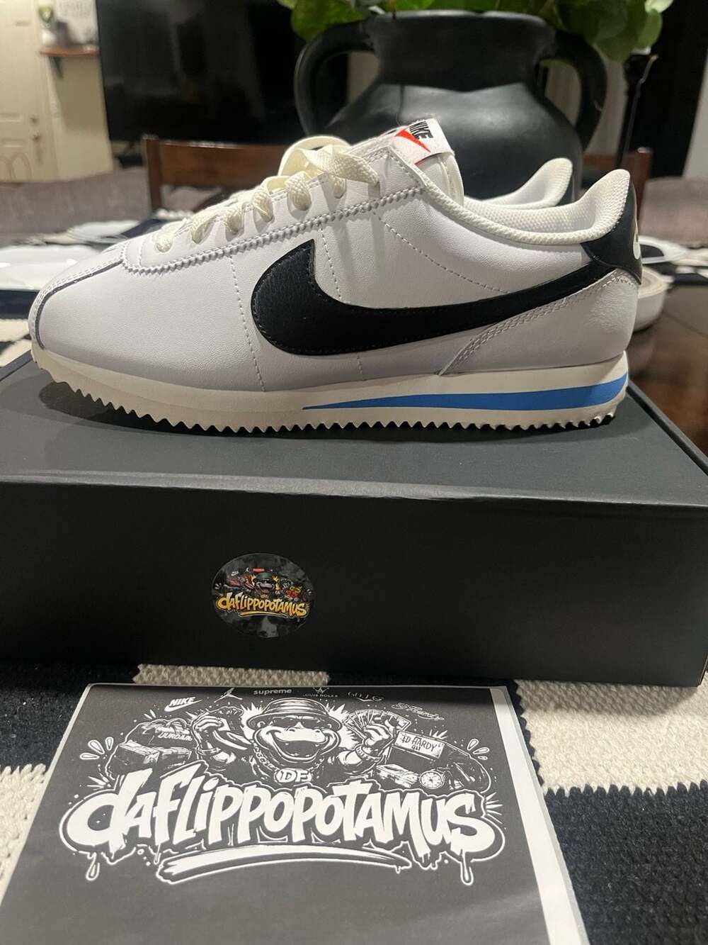 Nike Cortez 'White Black Blue' DN1791-100 Size 8 - Picture 1 of 6